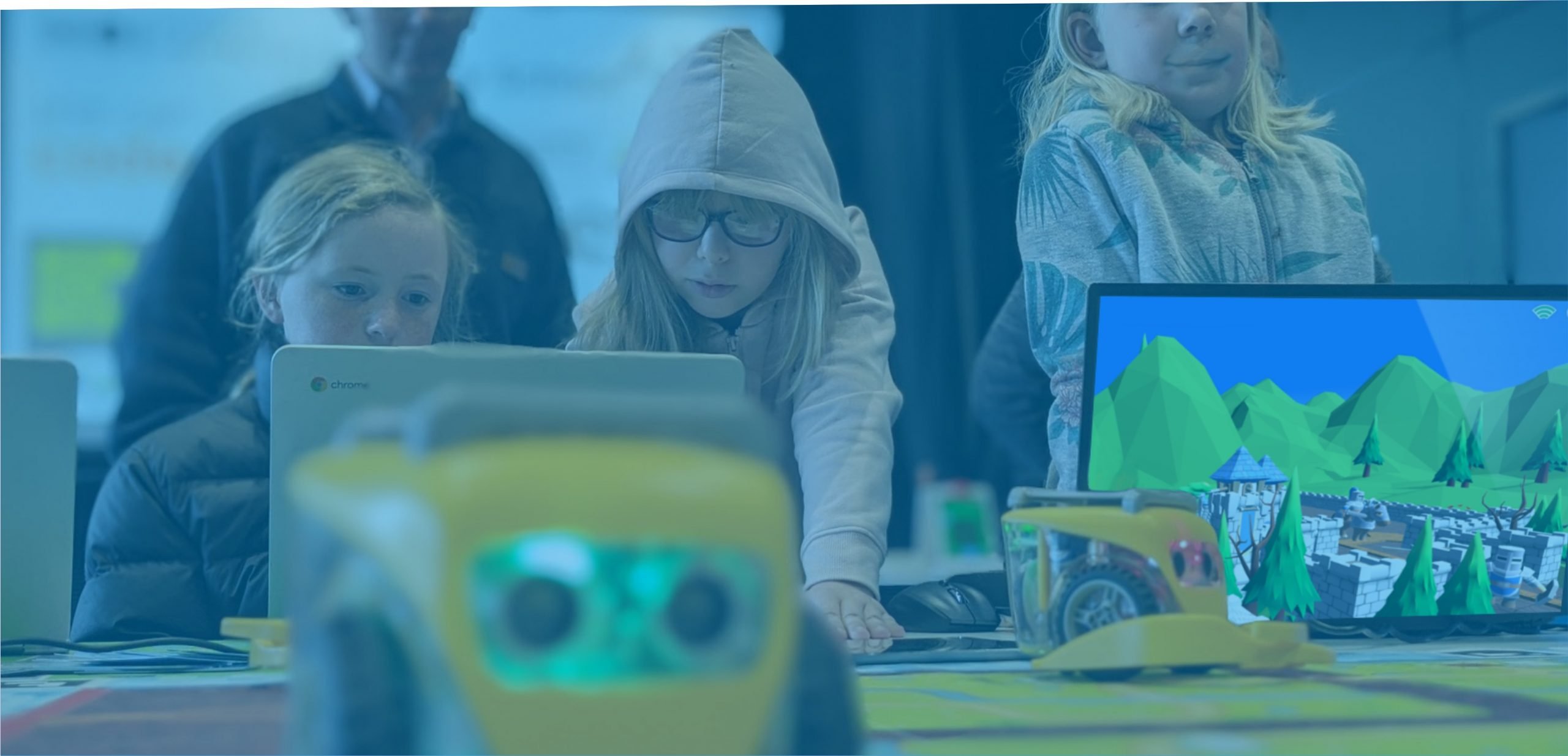 Kai's Clan with Virtual Screen