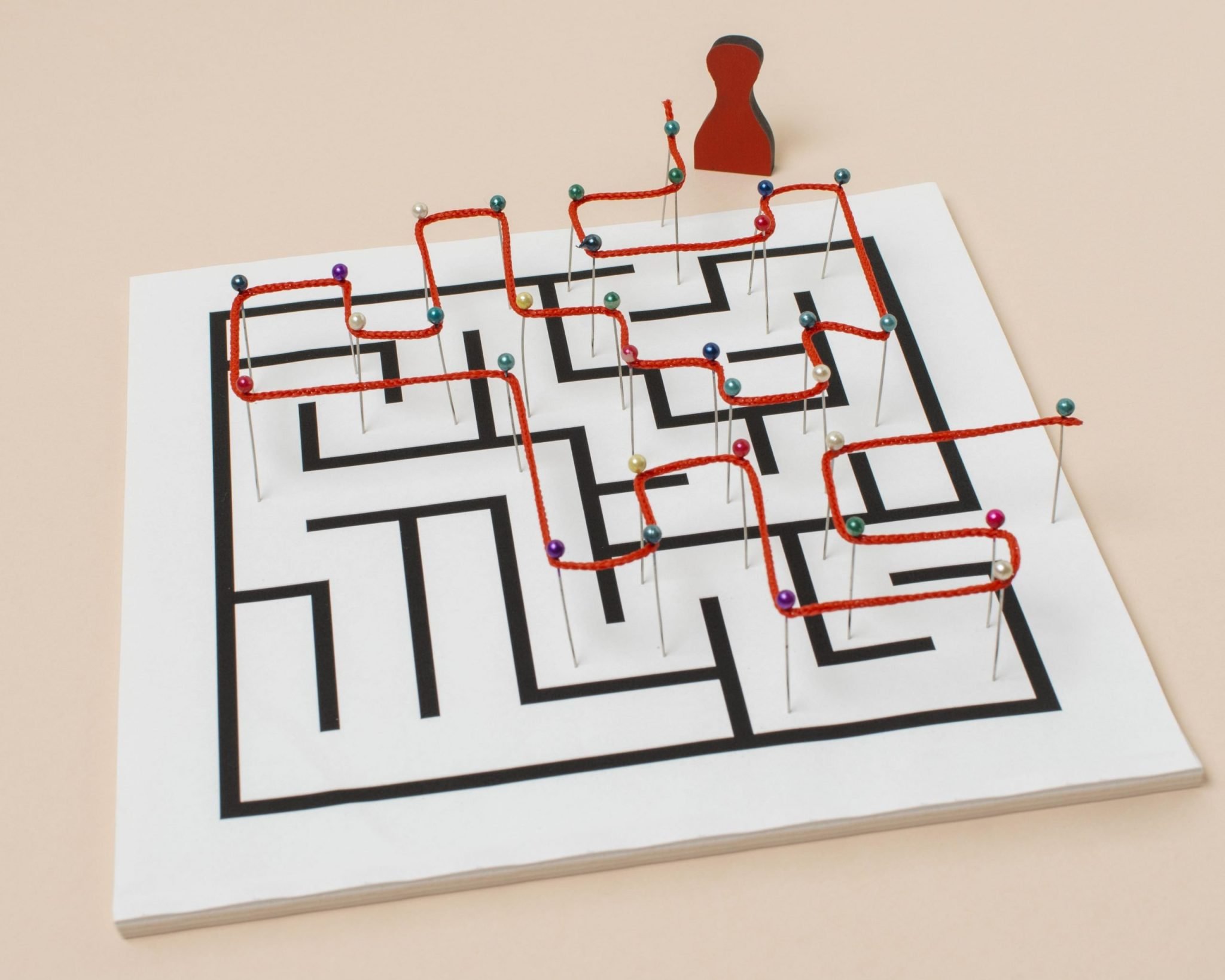 High-Angle Thread Maze